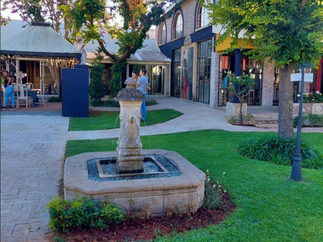 Art And Soul Restaurant, Accommodation, French Bar And Art Gallery Parys Exterior foto